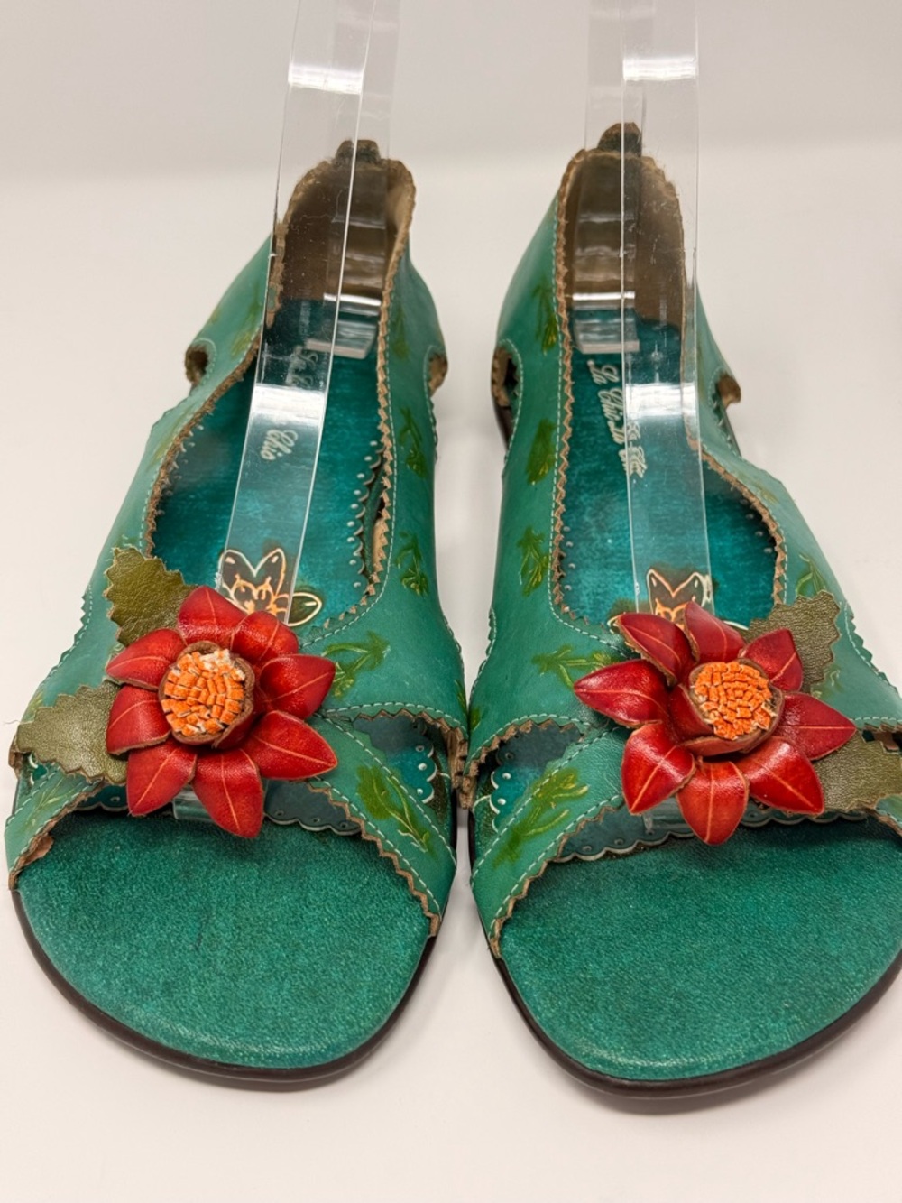 Green Floral Appliqué Women's Open Toe Flats